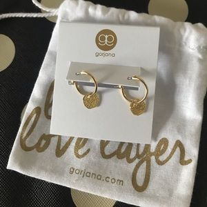 NWT gorjana Ana coin huggies